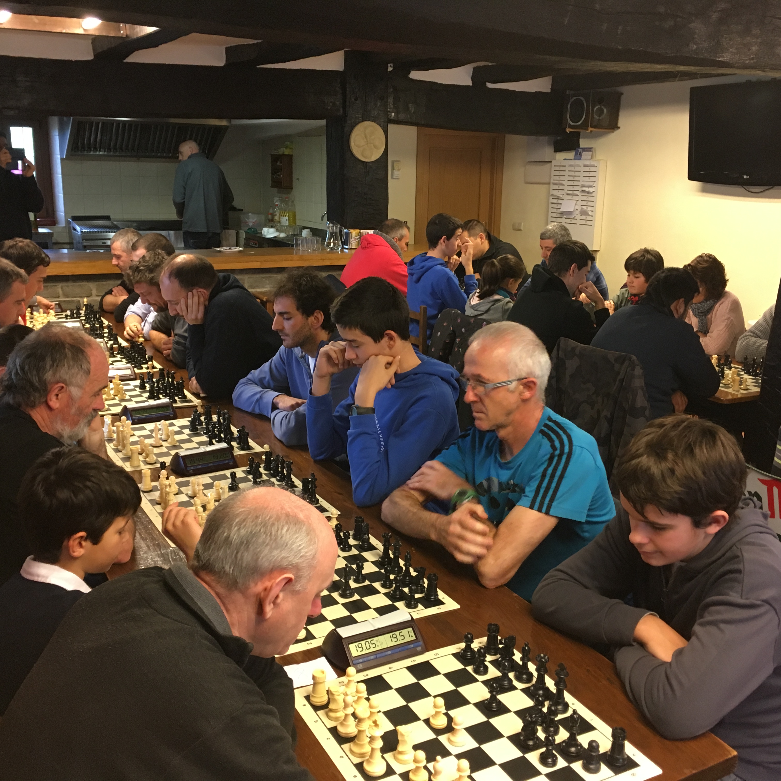 En directo desde la Sakana